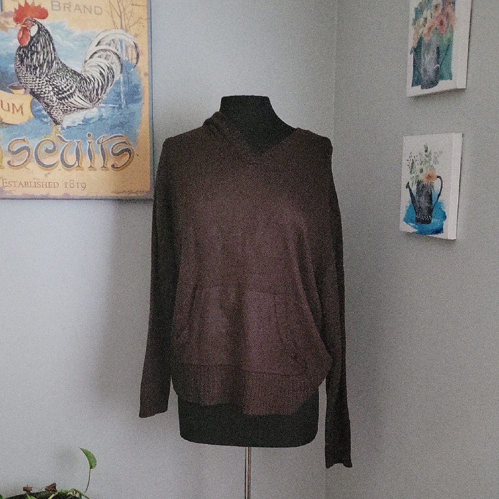 Bobbie Brooks Women's Brown Crew Neck Sweater